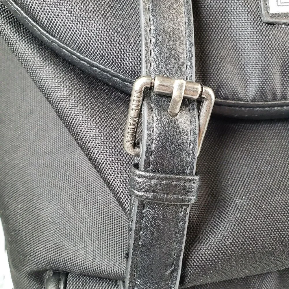 STEVE MADDEN Classic Utility LOGO Backpack/ Laptop Bag Black And White